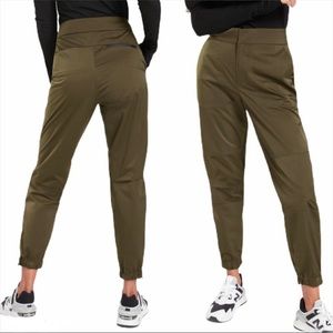 ATHLETA Radian Joggers Pants in Tortuga Olive